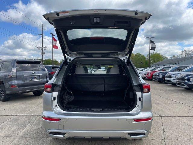 used 2023 Mitsubishi Outlander PHEV car, priced at $30,158