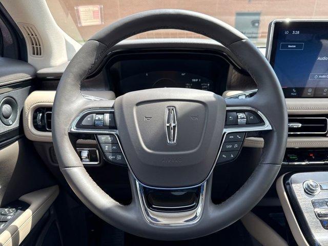 used 2022 Lincoln Nautilus car, priced at $37,152