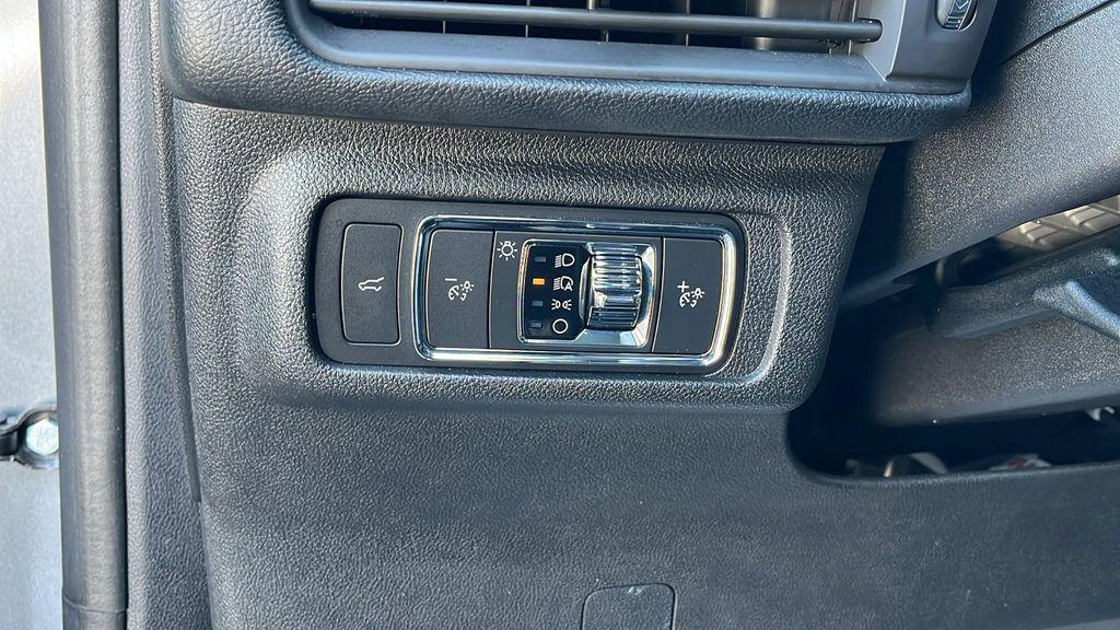 used 2022 Lincoln Corsair car, priced at $26,310