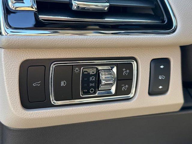used 2023 Lincoln Navigator L car, priced at $62,153