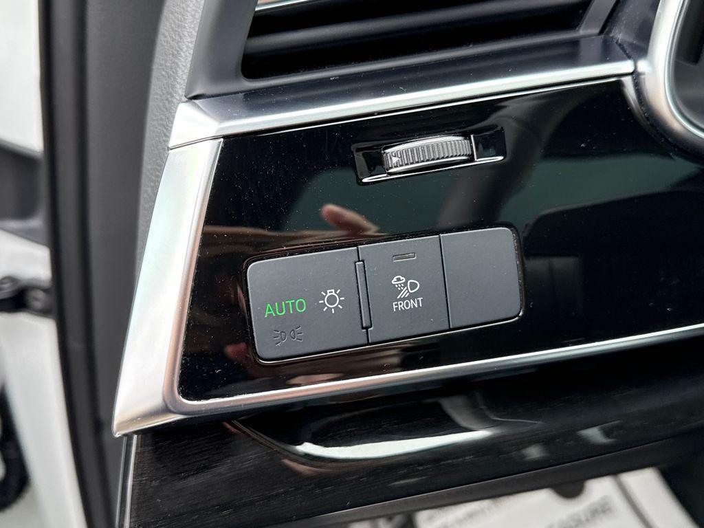 used 2025 Audi Q7 car, priced at $48,203