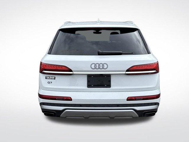 used 2025 Audi Q7 car, priced at $45,153