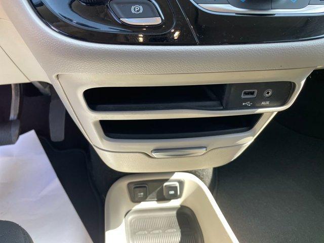 used 2018 Chrysler Pacifica car, priced at $11,532