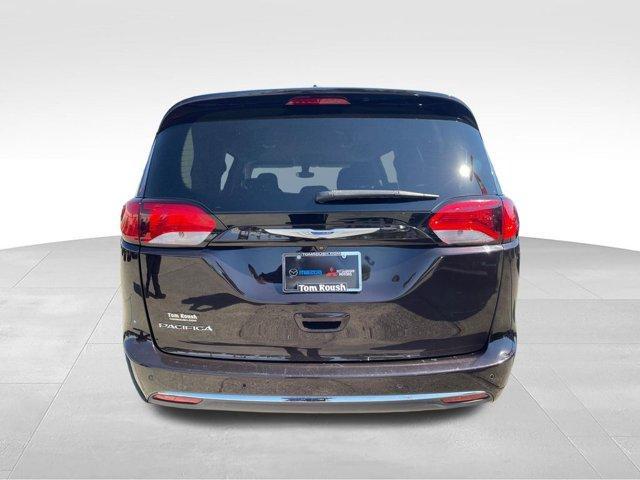 used 2018 Chrysler Pacifica car, priced at $11,532
