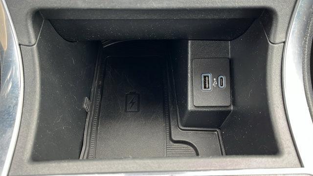 used 2024 Ford Edge car, priced at $21,916