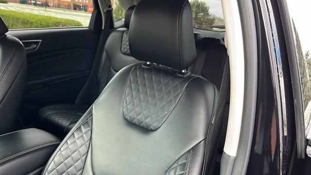 used 2024 Ford Edge car, priced at $21,916