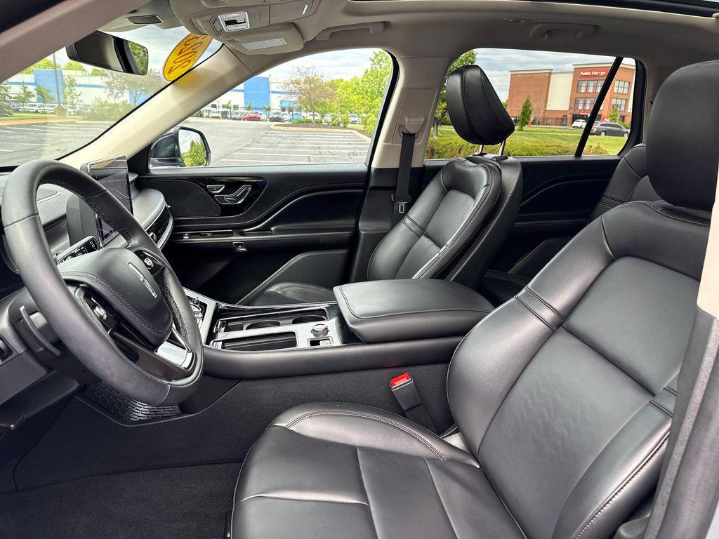 used 2023 Lincoln Aviator car, priced at $42,666