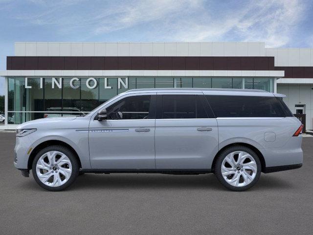 new 2025 Lincoln Navigator L car