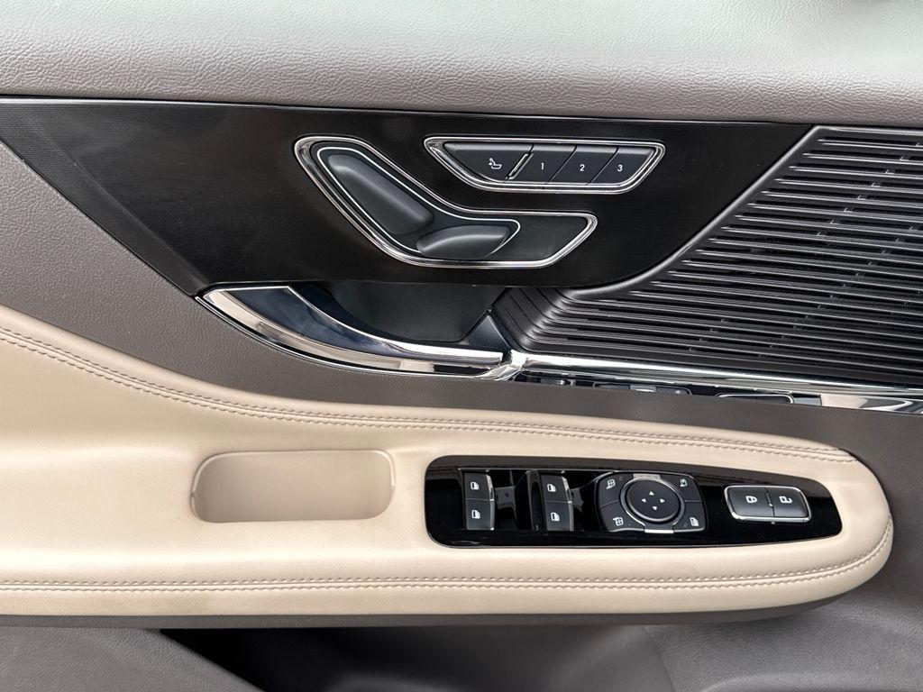 used 2022 Lincoln Corsair car, priced at $29,316