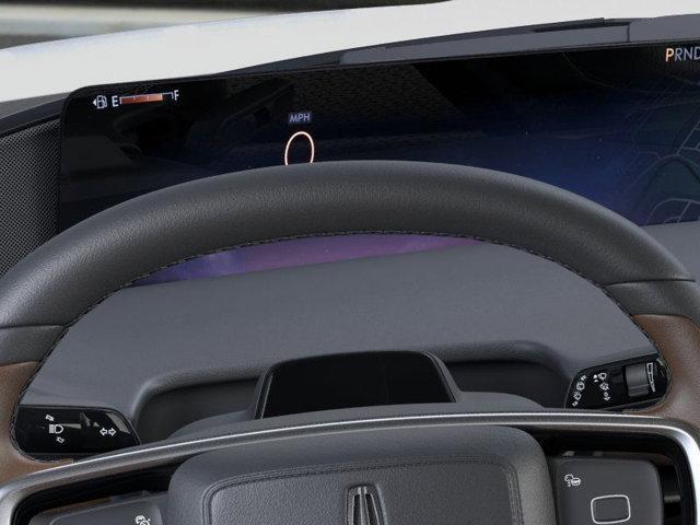new 2025 Lincoln Navigator car, priced at $104,425