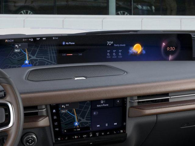 new 2025 Lincoln Navigator car, priced at $104,425