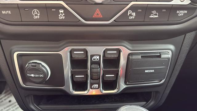 used 2021 Jeep Wrangler Unlimited car, priced at $27,316