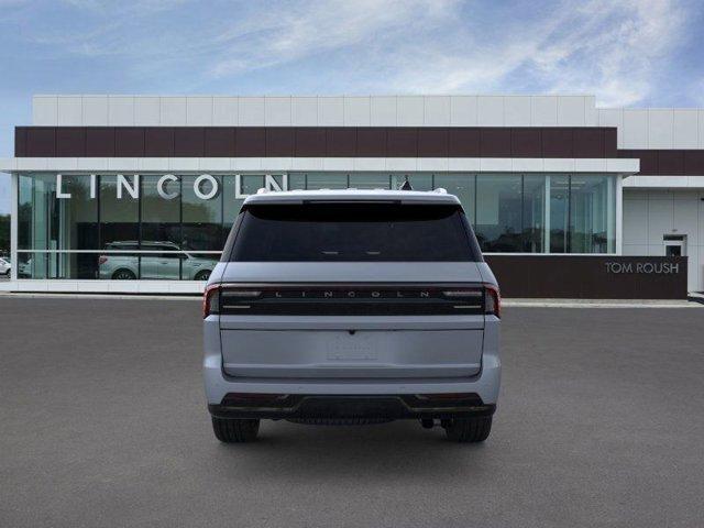 new 2026 Lincoln Navigator car, priced at $106,315