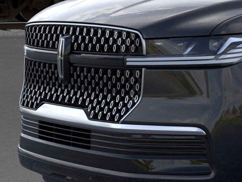 new 2026 Lincoln Navigator car, priced at $95,865