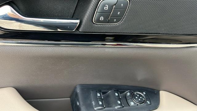 used 2022 Lincoln Nautilus car, priced at $26,116