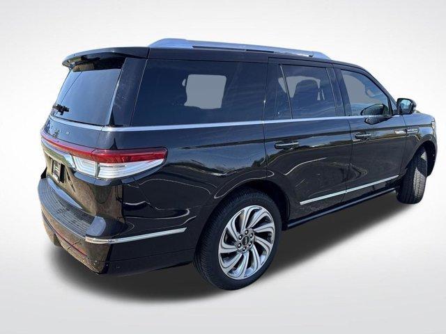 used 2023 Lincoln Navigator car, priced at $61,957