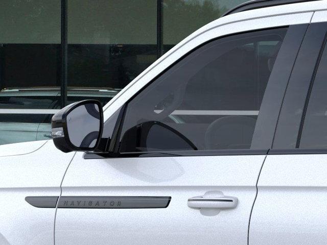 new 2025 Lincoln Navigator L car, priced at $110,565