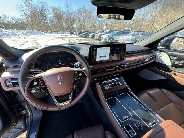 used 2025 Lincoln Aviator car, priced at $55,800