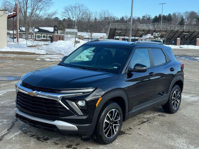 used 2025 Chevrolet TrailBlazer car, priced at $20,999