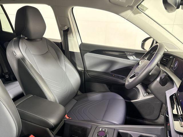 new 2026 Volkswagen Tiguan car, priced at $33,642