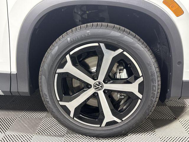 new 2026 Volkswagen Tiguan car, priced at $37,492