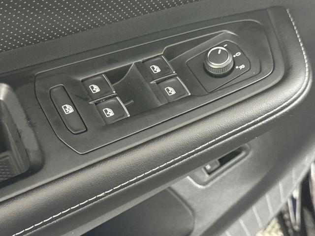 new 2026 Volkswagen Atlas car, priced at $47,412