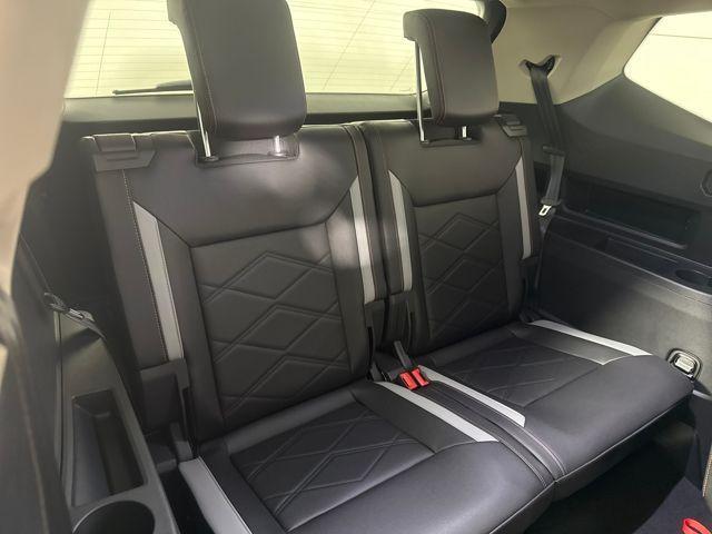 new 2026 Volkswagen Atlas car, priced at $48,573