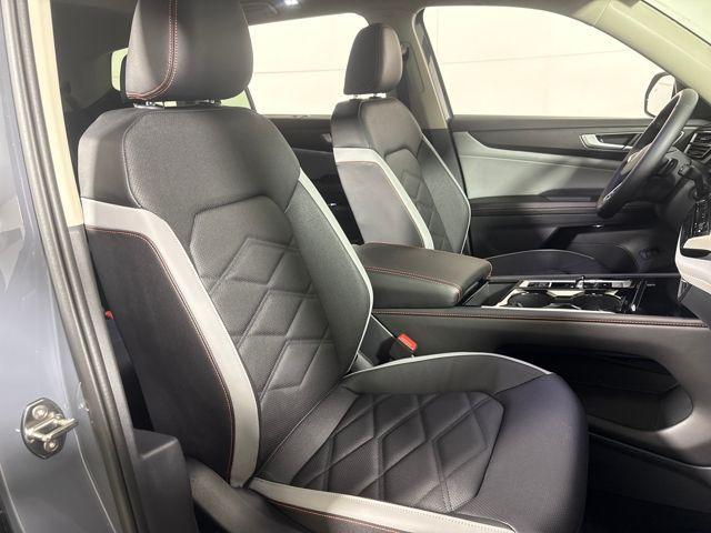 new 2026 Volkswagen Atlas car, priced at $48,573