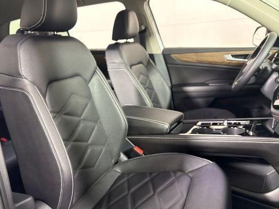 new 2026 Volkswagen Atlas car, priced at $44,575