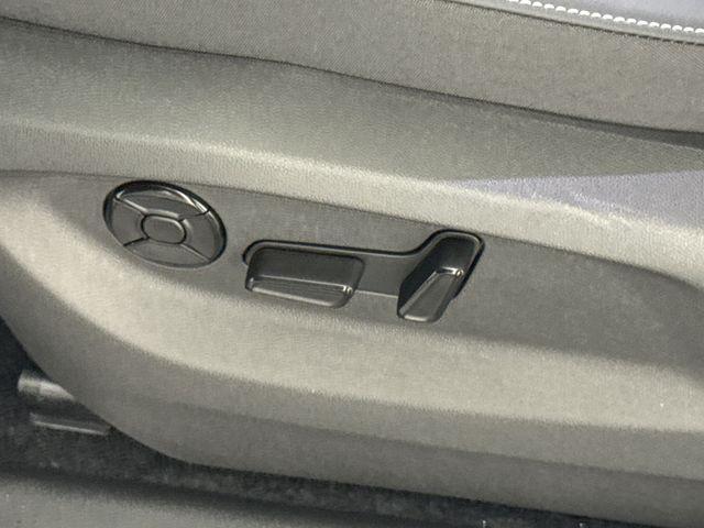 new 2025 Volkswagen Tiguan car, priced at $30,811