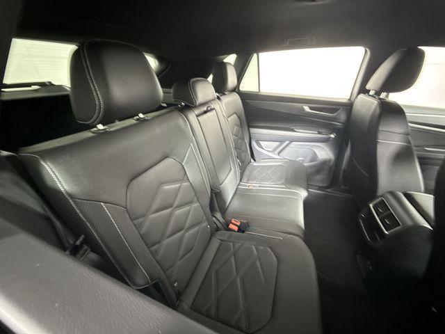 new 2026 Volkswagen Atlas Cross Sport car, priced at $40,412