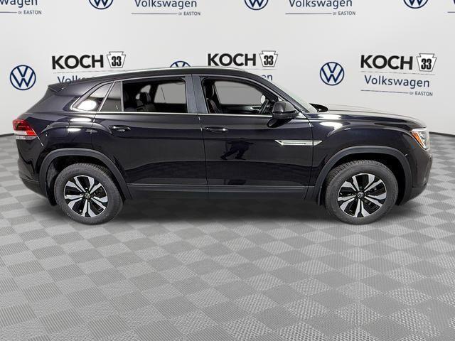 new 2026 Volkswagen Atlas Cross Sport car, priced at $36,912