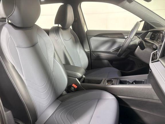 new 2026 Volkswagen Tiguan car, priced at $37,837