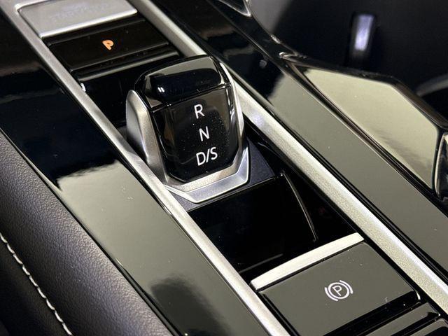 new 2026 Volkswagen Atlas Cross Sport car, priced at $46,217