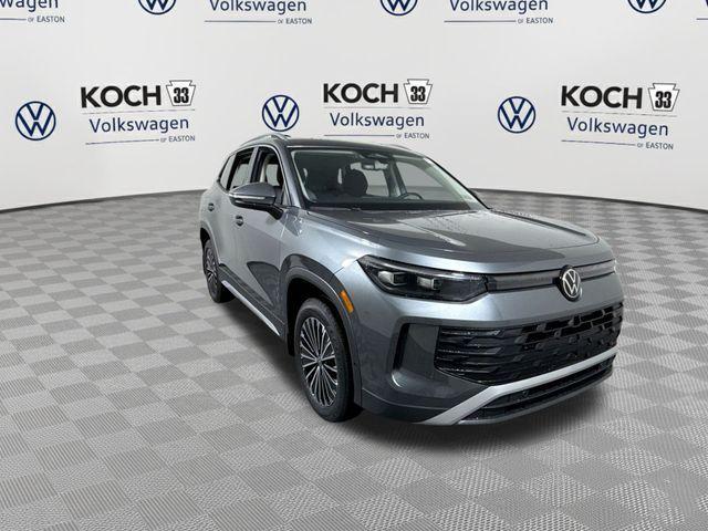 new 2025 Volkswagen Tiguan car, priced at $32,326