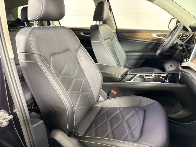 new 2026 Volkswagen Atlas car, priced at $44,625