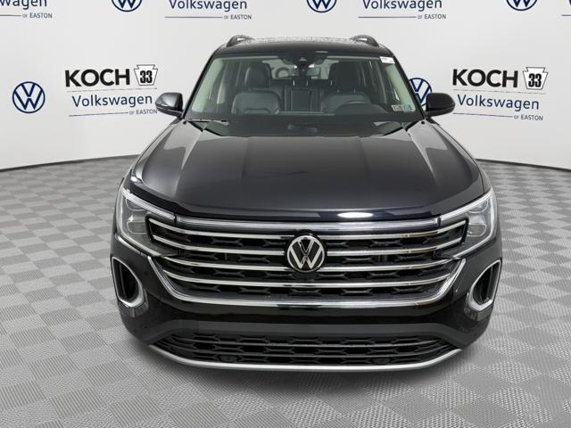 new 2026 Volkswagen Atlas car, priced at $44,625