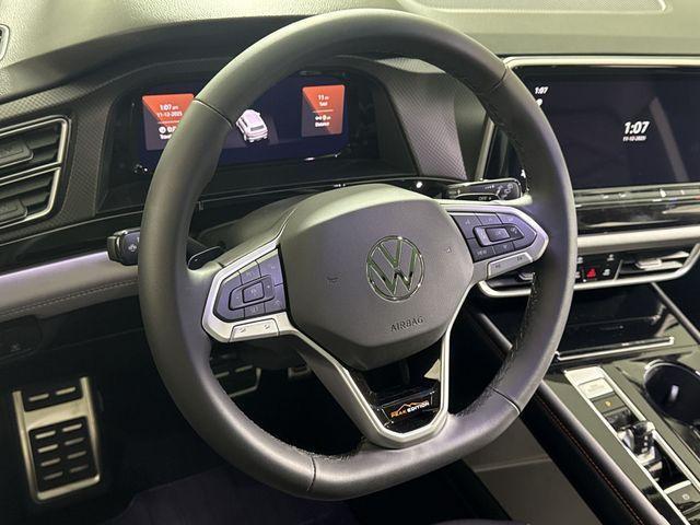 new 2026 Volkswagen Atlas car, priced at $48,652