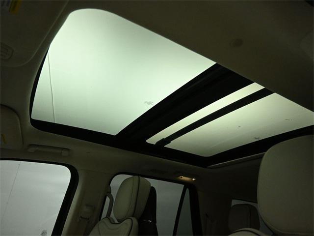 used 2020 Lincoln Navigator car, priced at $43,475