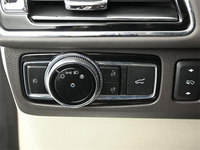 used 2020 Lincoln Navigator car, priced at $43,475