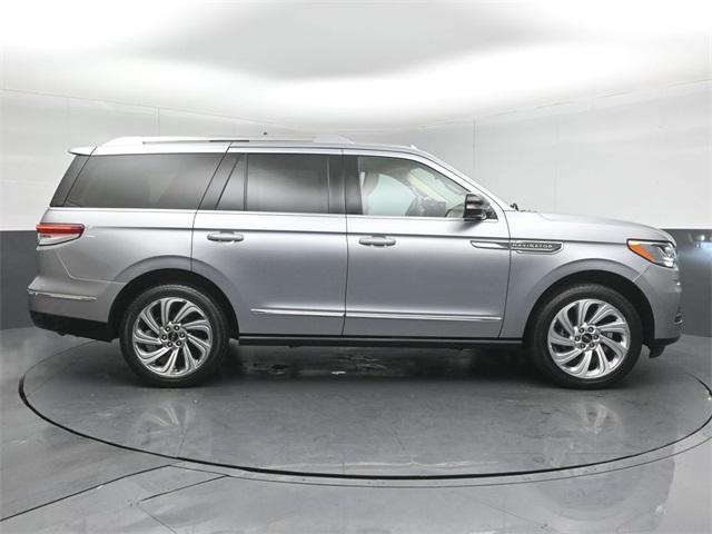 used 2022 Lincoln Navigator car, priced at $53,242