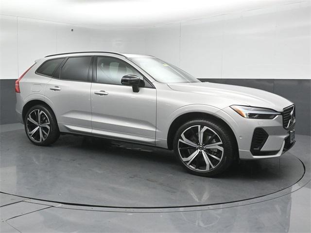 used 2022 Volvo XC60 Recharge Plug-In Hybrid car, priced at $35,495