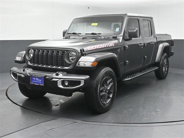 used 2024 Jeep Gladiator car, priced at $32,595