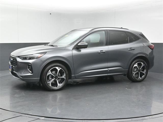 used 2023 Ford Escape car, priced at $26,999