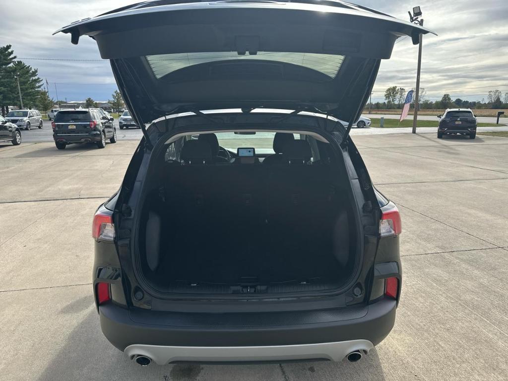 used 2022 Ford Escape car, priced at $19,990