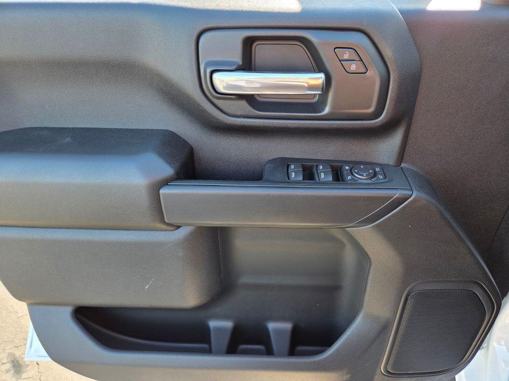 new 2025 Chevrolet Silverado 2500 car, priced at $69,135