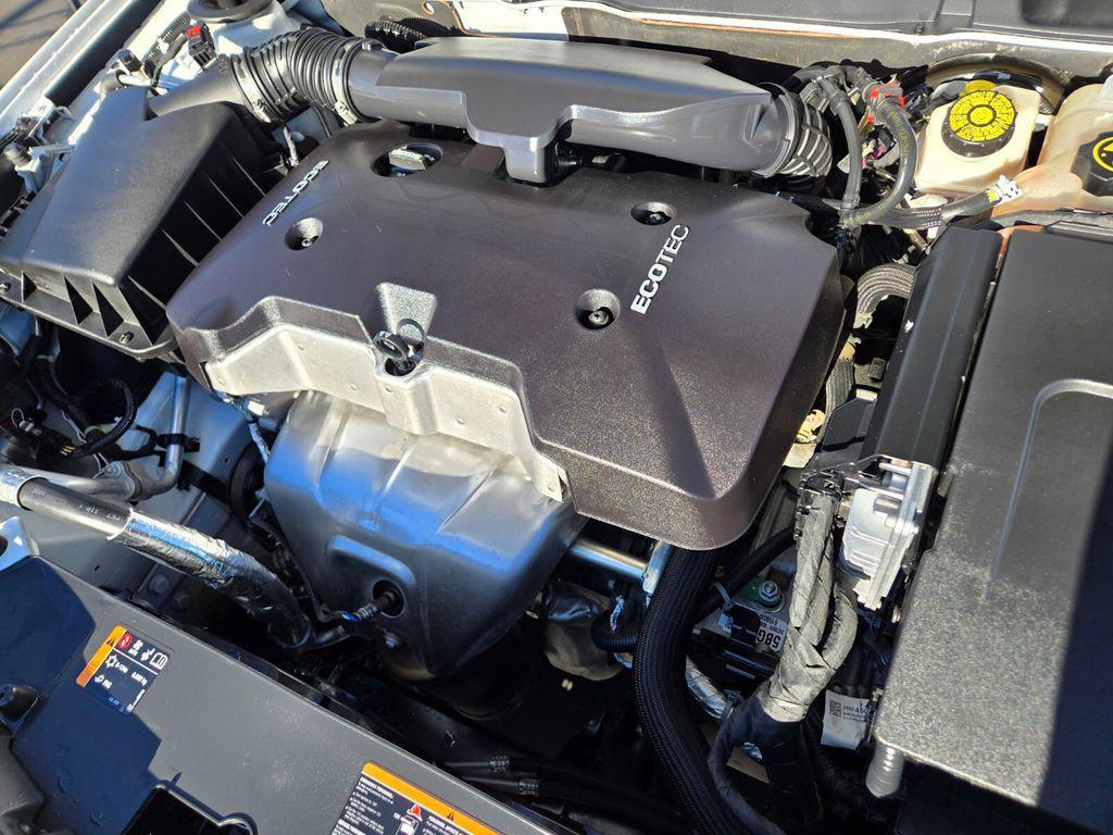 used 2015 Chevrolet Malibu car, priced at $12,991