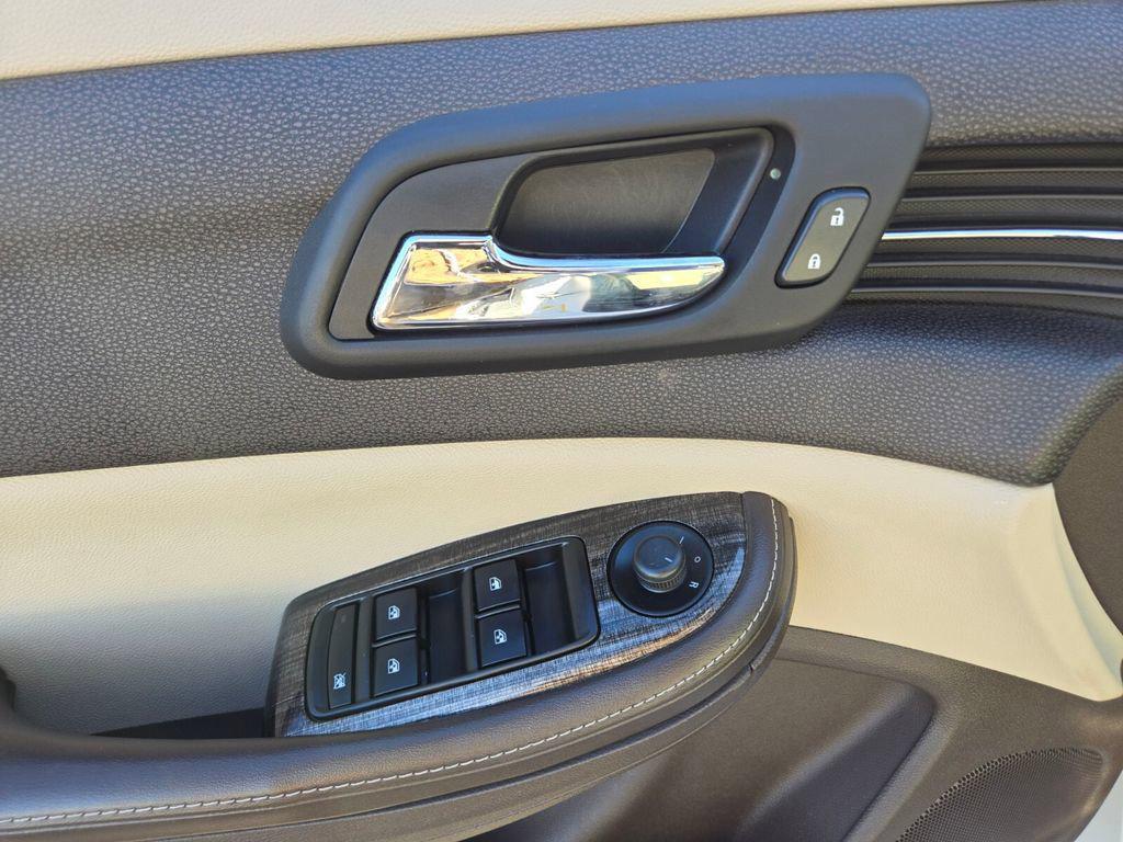 used 2015 Chevrolet Malibu car, priced at $12,991