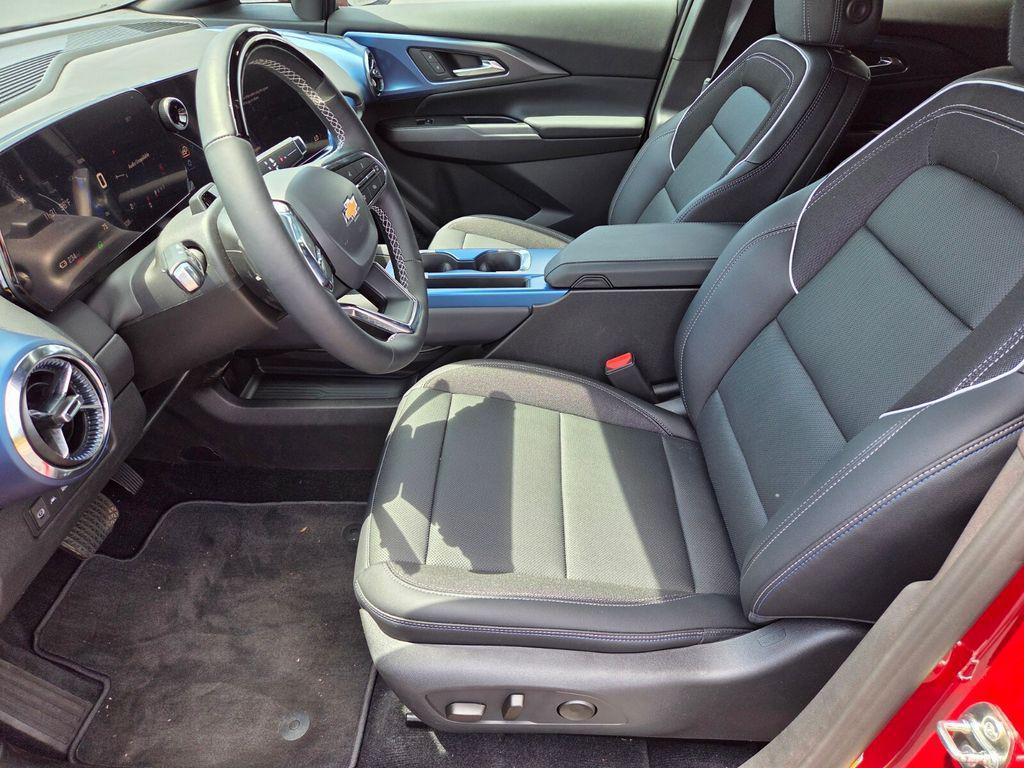 new 2025 Chevrolet Equinox EV car, priced at $55,330