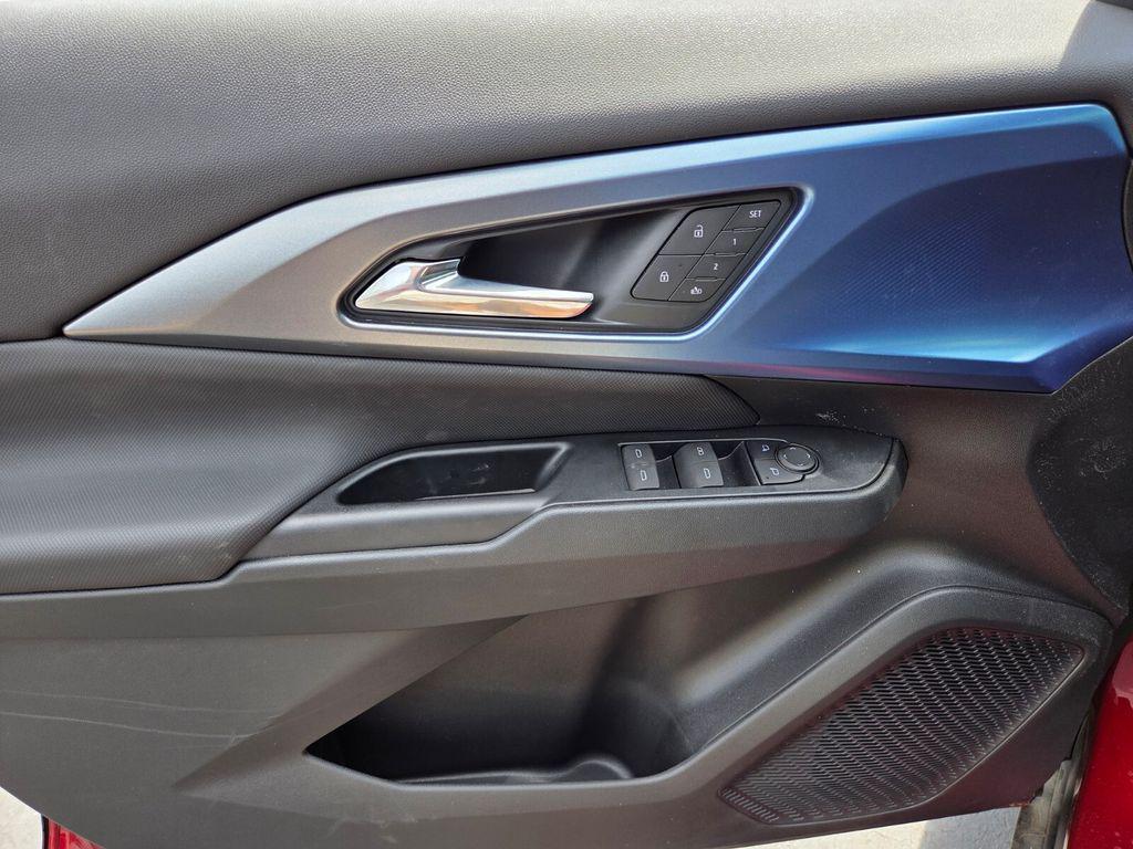 new 2025 Chevrolet Equinox EV car, priced at $55,330